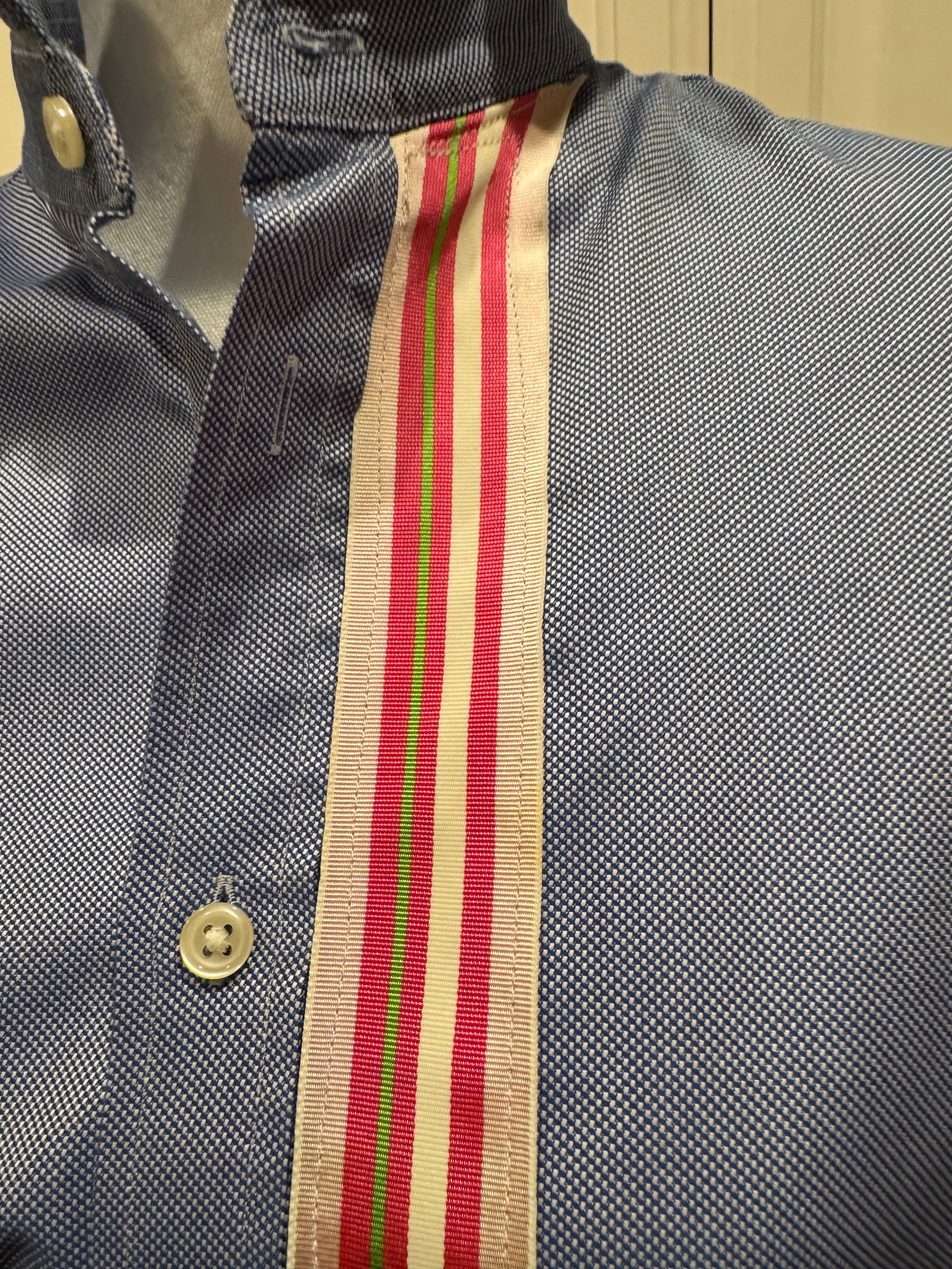 Reworked Vintage Charles Tyrwhitt Ruffle Collar- M