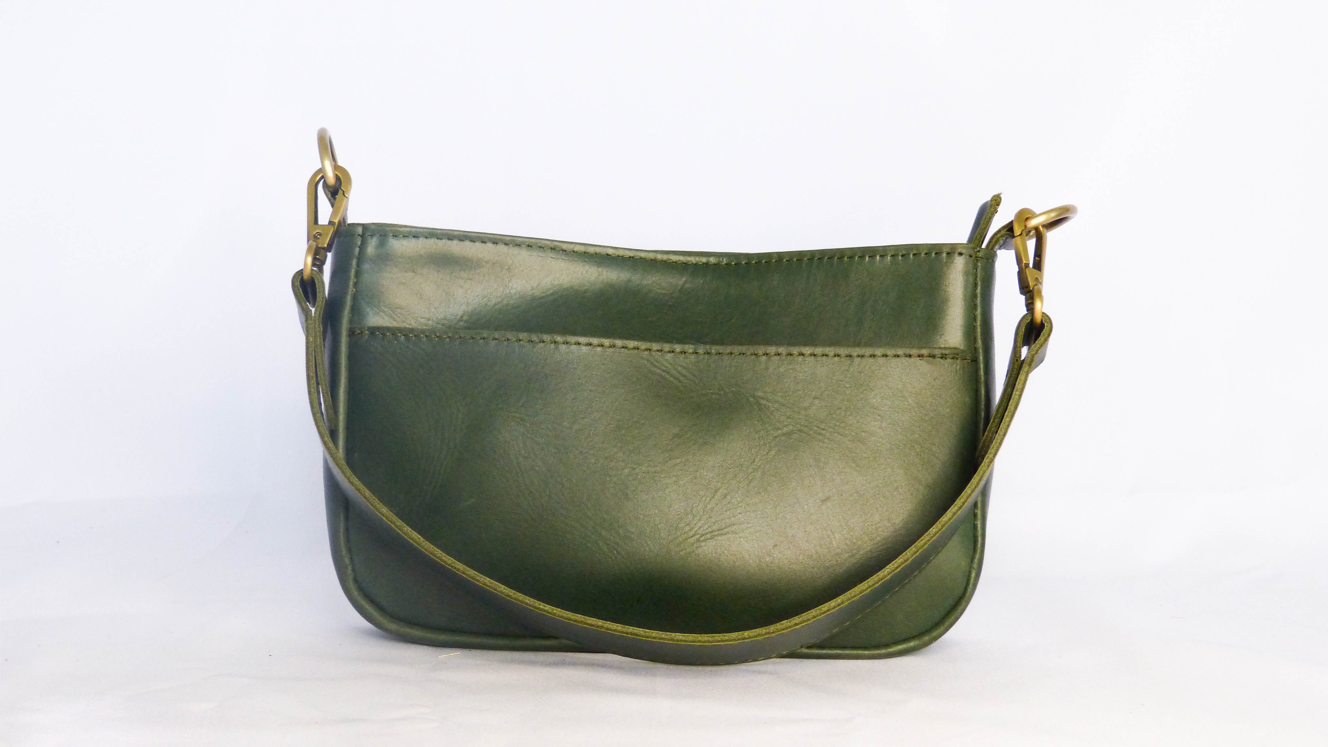 Hunter green leather purse hotsell